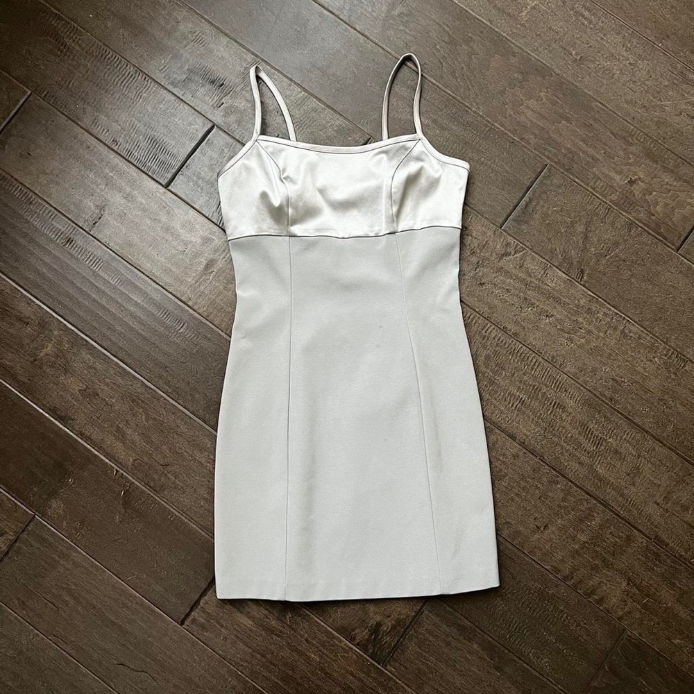 Rare 90s vintage silver n grey mini dress by Lillie Rubin 🪩